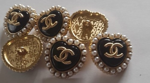 Chanel button mm - mm, black