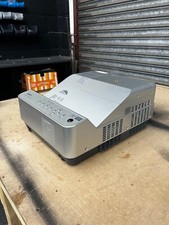 SANYO PDG-DWL2500 1080P 3D ULTRA SHORT THROW PROJECTOR 1253 Lamp hours & Case