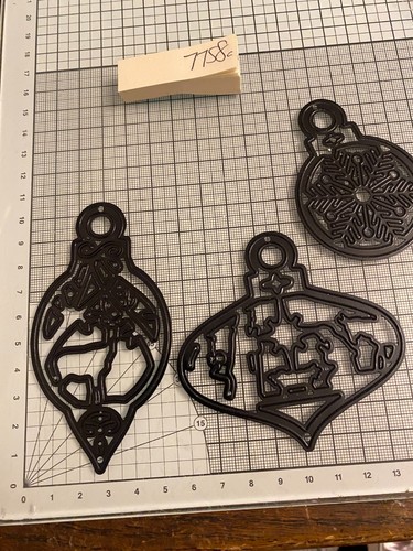 Xcut christmas baubles die - xcut,