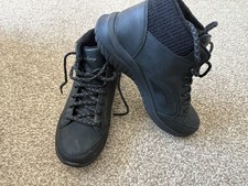 Skechers Women’s Boots Size