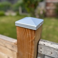 Galvanized Steel Pyramid Shape