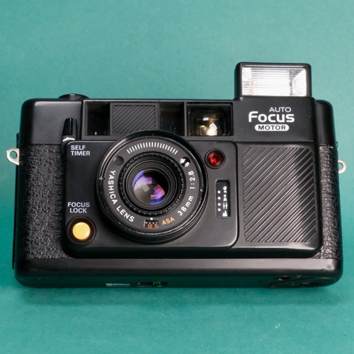Yashica auto focus - focus, motor