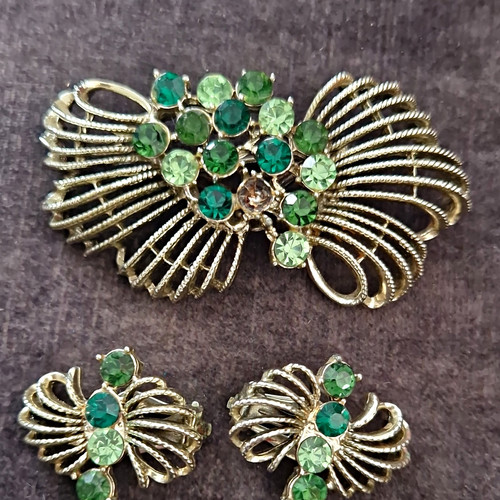 Green rhinestone bow jewellery - green,