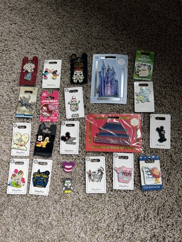 Lot disney pins - lot, including