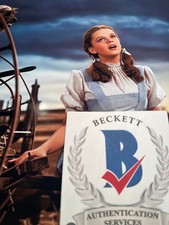RARE 1938/39 JUDY GARLAND SIGNED BECKETT COA 8X10 WIZARD OF OZ AUTOGRAPH & MORE!