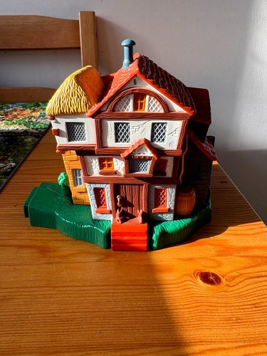 Harry potter weasley burrow - harry,