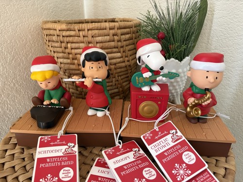Hallmark peanuts wireless band - hallmark,
