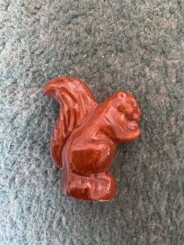 Wade whimsie squirrel with - squirrel, nut