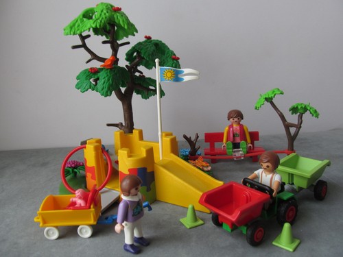 Playmobil dollshouse - playmobil,
