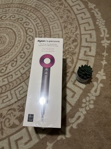 Dyson supersonic hairdryer - supersonic,