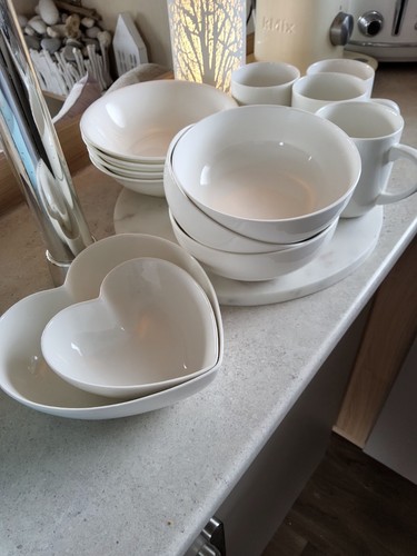 Maxx homesense cups dishes - tk,