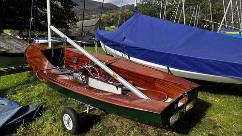 Solo sailing dinghy - dinghy, combi