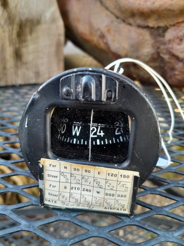 Vintage cm24 pedestal compass - vintage,