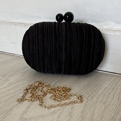Black pleated satin - black,