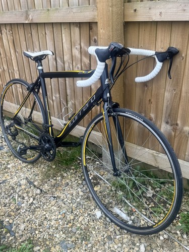 Carrera zelos mens road bike - zelos,