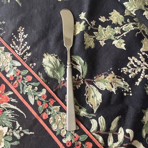 Oneida easton butter spreader - butter,