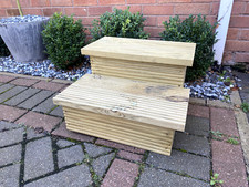 redwood decking, treated sturdy wooden steps garden step stool, hot tub/cold tub