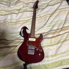 YAMAHA Pacifica 611 used item
