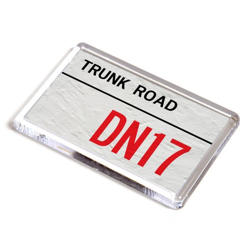 Fridge magnet trunk - trunk, road
