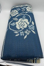 150x205cm Plastic Picnic Mat – Foldable Outdoor Rug for Garden, Camping, Prayer,