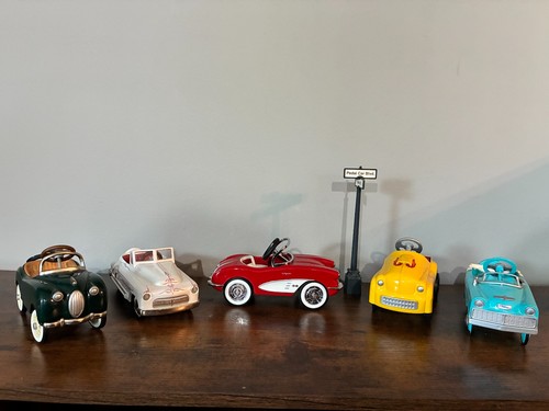 Hallmark kiddie car - hallmark,