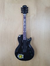 Miniature Guitar (24cm Tall) 