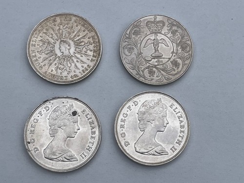 Set four pence royalty - set, of