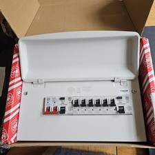 MK Sentry  K7664sMET-A K12 Way Metal consumer unit Type AC RCDs