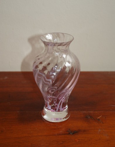 Beautiful vintage caithness - vintage,