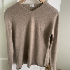 TSE Cashmere Beige Women’s Pure Cashmere Sweater  V neck  quiet luxury size M