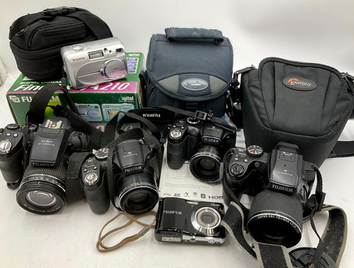 Six fuji finepix digital - six,
