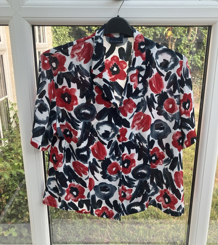 Alexon size white red - alexon,