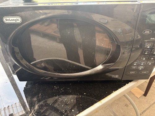 De'Longhi microwave oven black