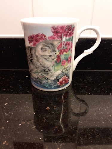 Kingsbury fine bone - bone, mug
