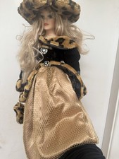 KNIGHTSBRIDGE PORCELAIN DOLL COLLECTION