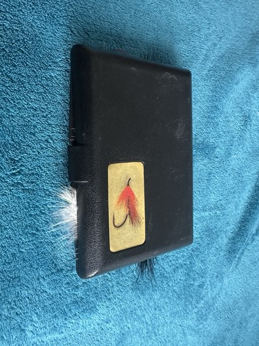 Fly fishing box - with, (8)