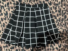 Boohoo Textured, Pleated, Grid Check Skater Skirt - Size 12 