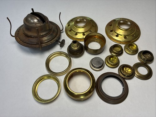 Lot vintage antique oil - lot,