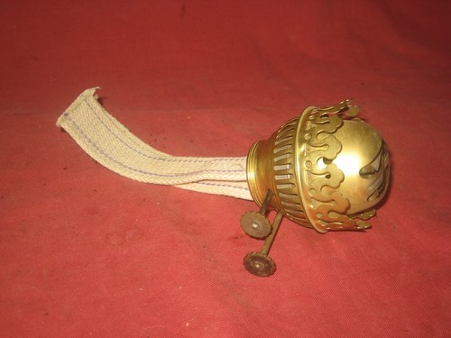 Twin wick oil lamp - , burner