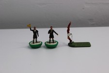 Subbuteo HW Black Referee And