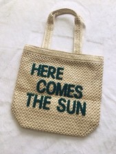 Beach Bag Medium Size Beige Woven Dark Green Flock “Here Comes The Sun”