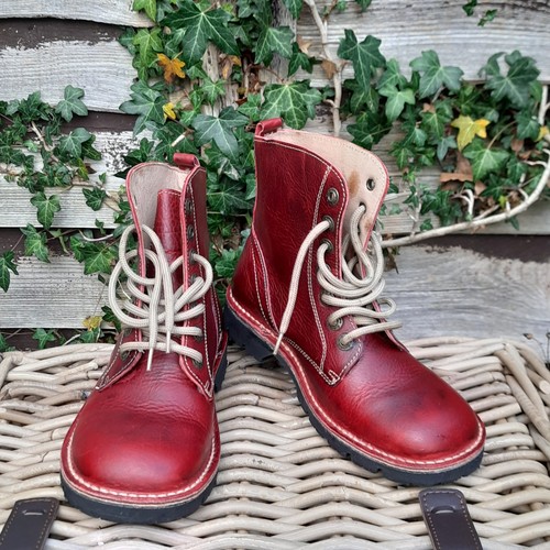 Oxygen spanish red - spanish, leather