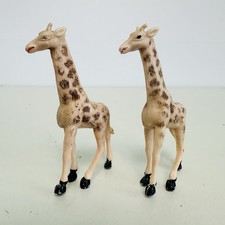 Corgi Toys Plastic Giraffe Animal Figures To Suit Chipperfields Circus Truck