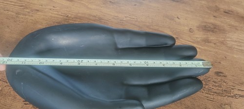 Matte black hand shaped - matte,