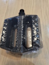 CUBE Acid Black Resin Large