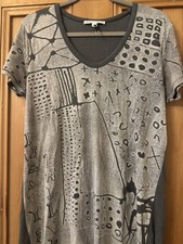 Twenty8Twelve Medium T Shirt
