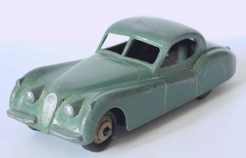 Dinky toys 157 - toys, jaguar