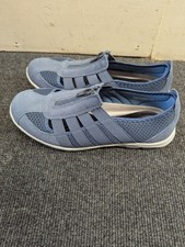 LADIES  BLUE PAVERS ZIP UP