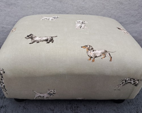 Footstool small stool - /, /