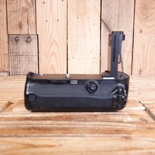 Meike MK-D53 Battery Grip for Nikon D5 Mk III